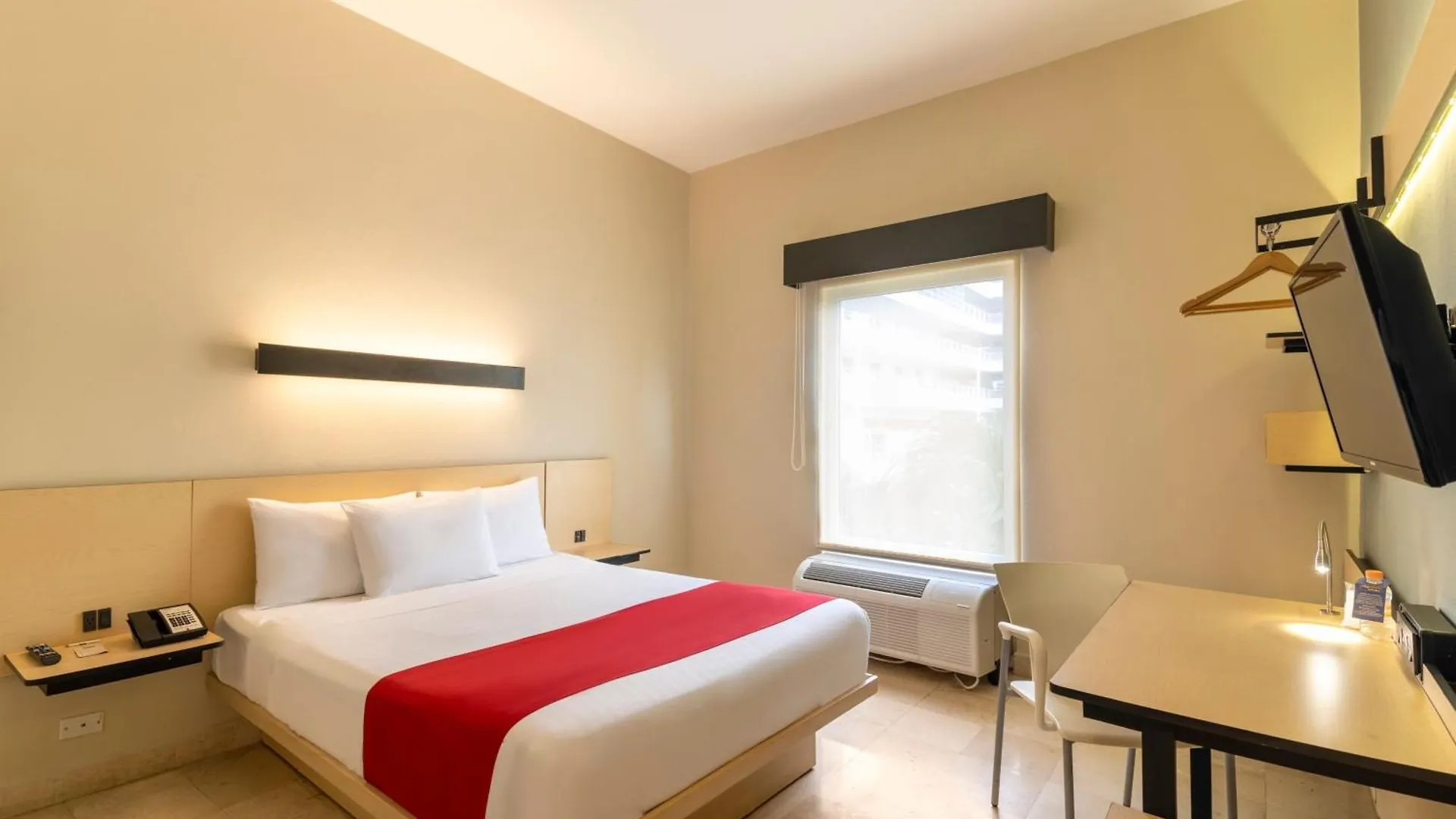 Hotel City Express By Marriott Cancun