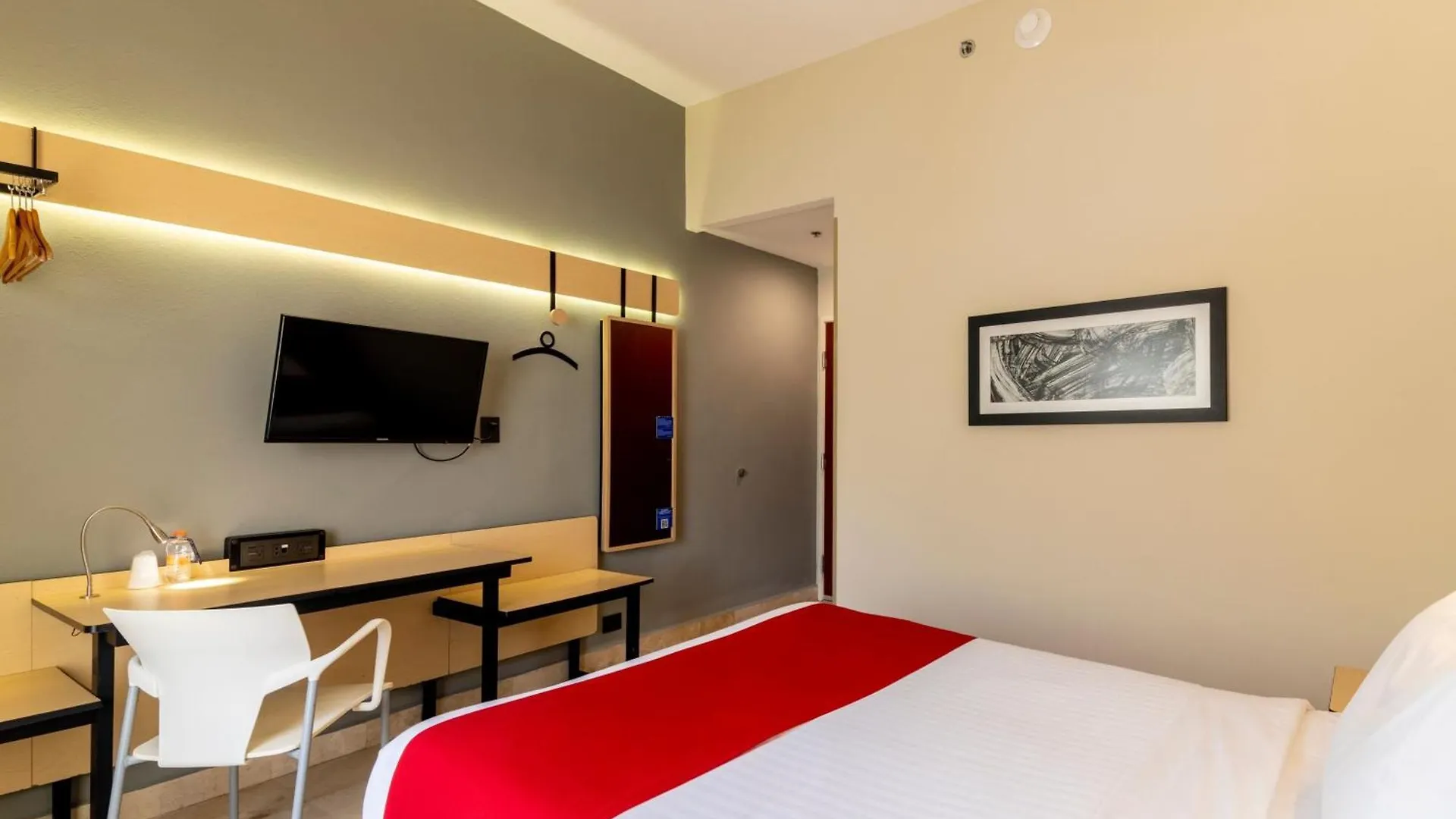 **** Hotel City Express By Marriott Cancun Mexico